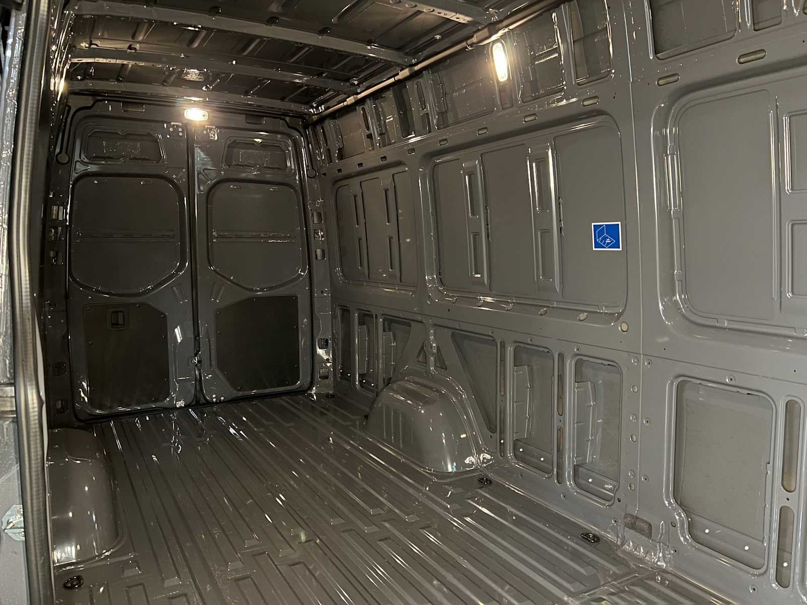 2026 Mercedes-Benz Sprinter 2500 High Roof I4 Diesel HO 170 AWD