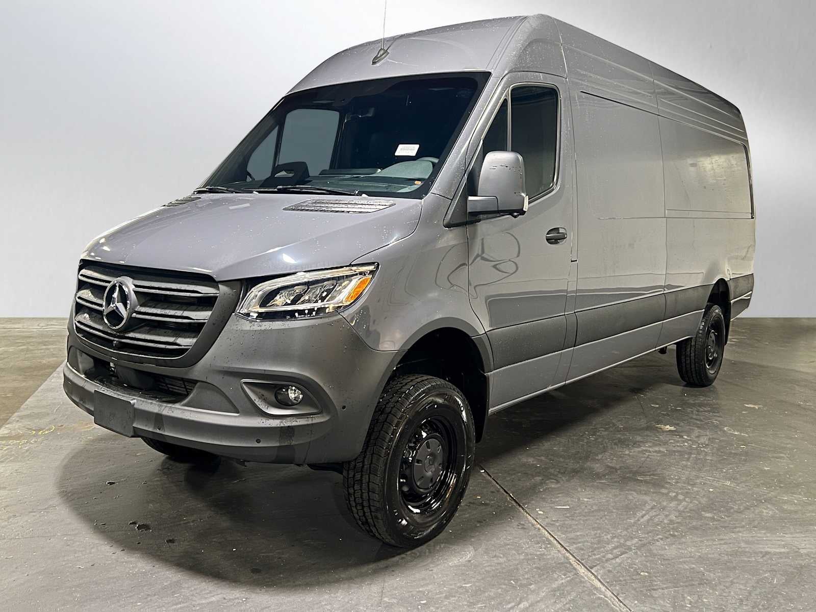 2026 Mercedes-Benz Sprinter 2500 High Roof I4 Diesel HO 170 AWD