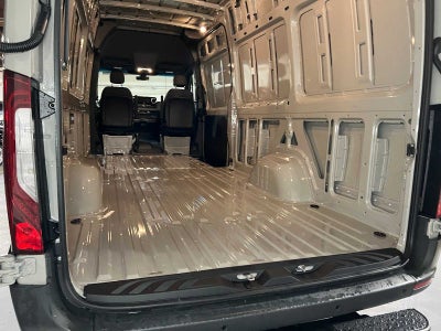 2026 Mercedes-Benz Sprinter 2500 High Roof I4 Diesel HO 170 AWD