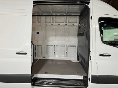 2025 Mercedes-Benz eSprinter Cargo Van 2500 High Roof HO 170 RWD