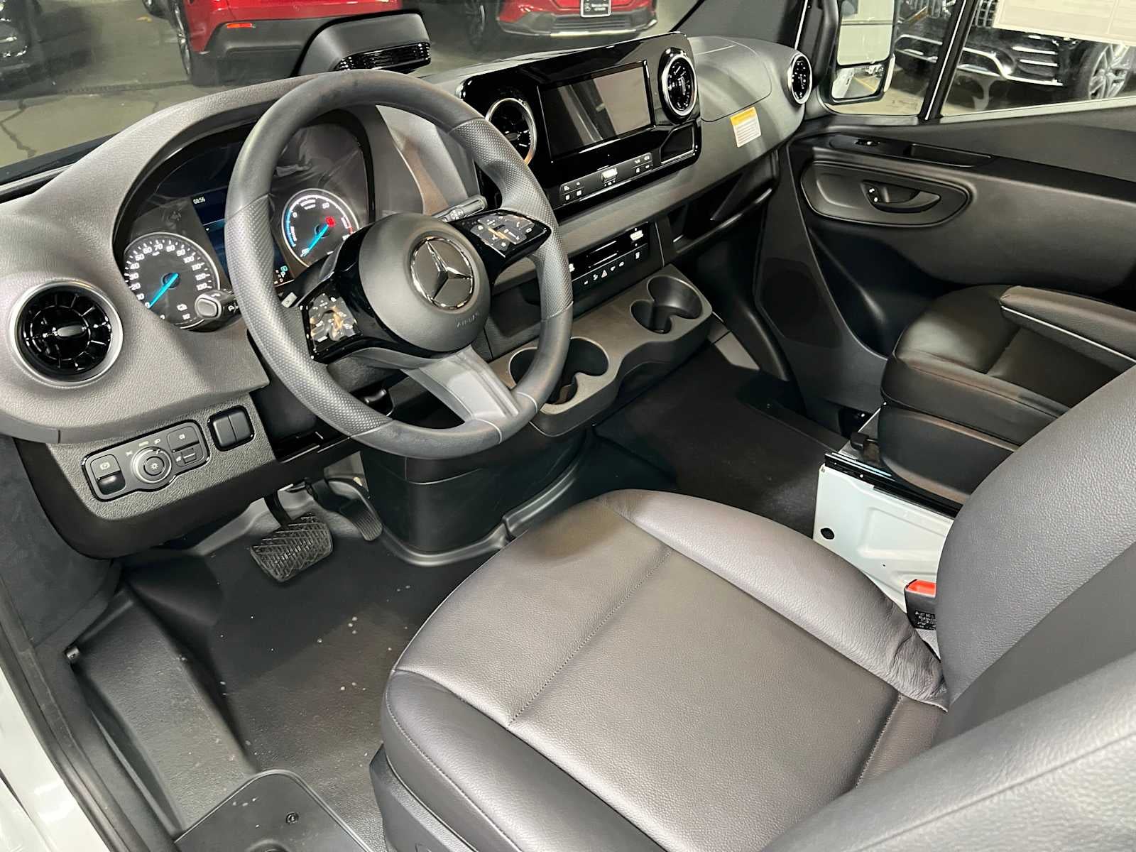 2025 Mercedes-Benz eSprinter Cargo Van 2500 High Roof HO 170 RWD