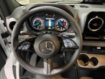 2025 Mercedes-Benz eSprinter Cargo Van 2500 High Roof HO 170 RWD