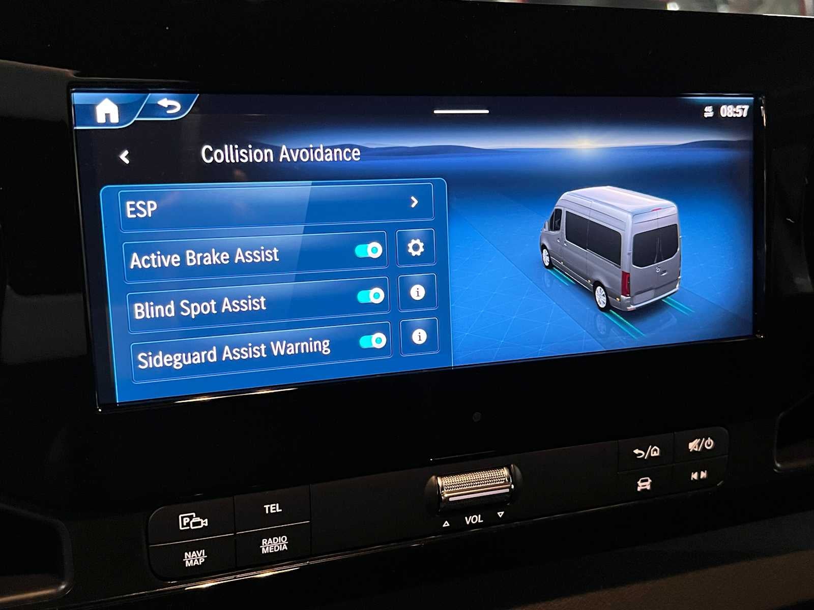 2025 Mercedes-Benz eSprinter Cargo Van 2500 High Roof HO 170 RWD