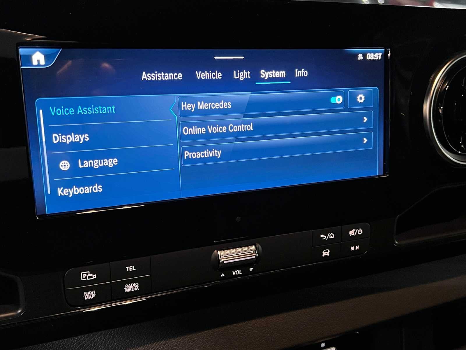 2025 Mercedes-Benz eSprinter Cargo Van 2500 High Roof HO 170 RWD