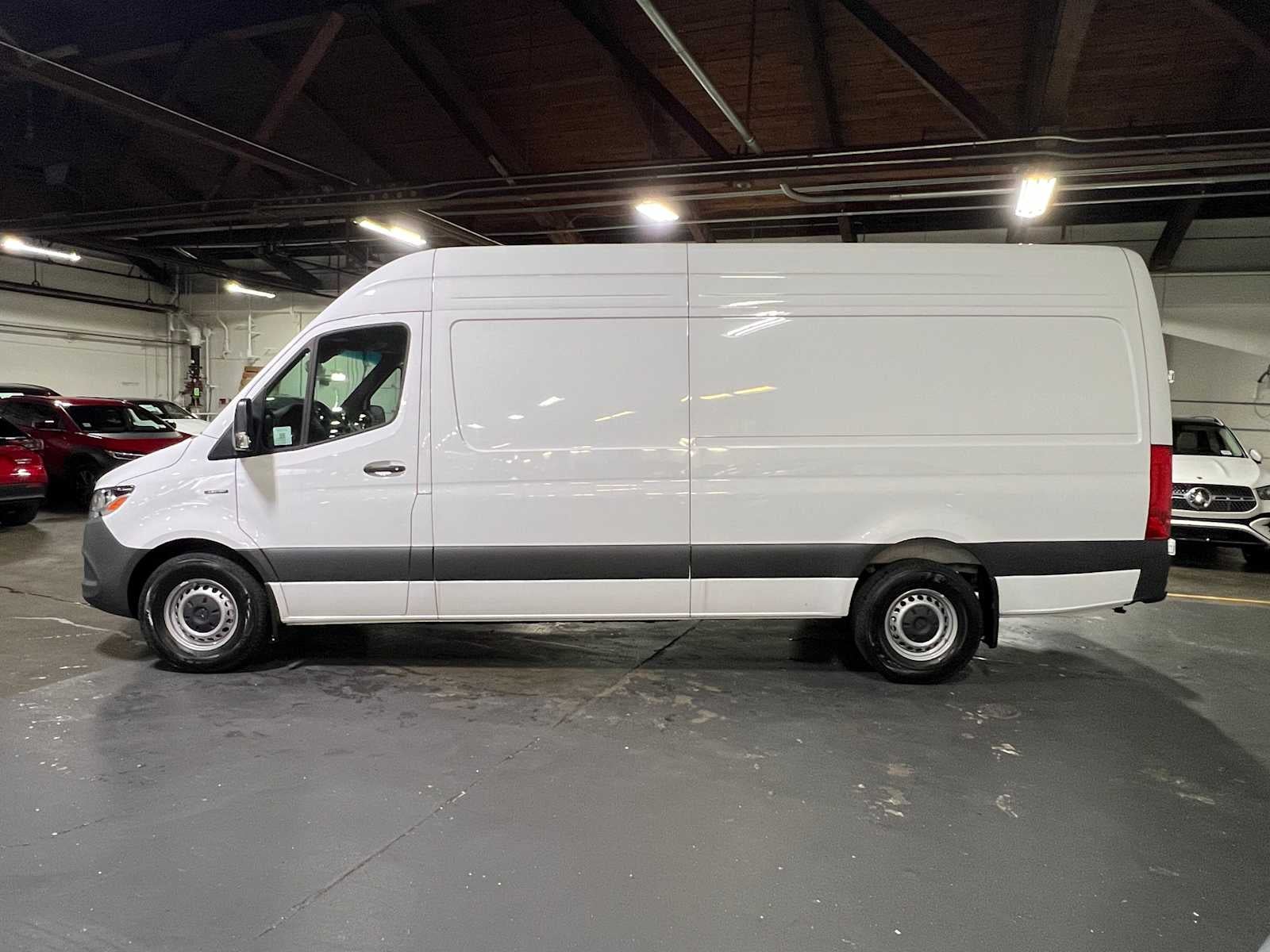 2025 Mercedes-Benz eSprinter Cargo Van 2500 High Roof HO 170 RWD