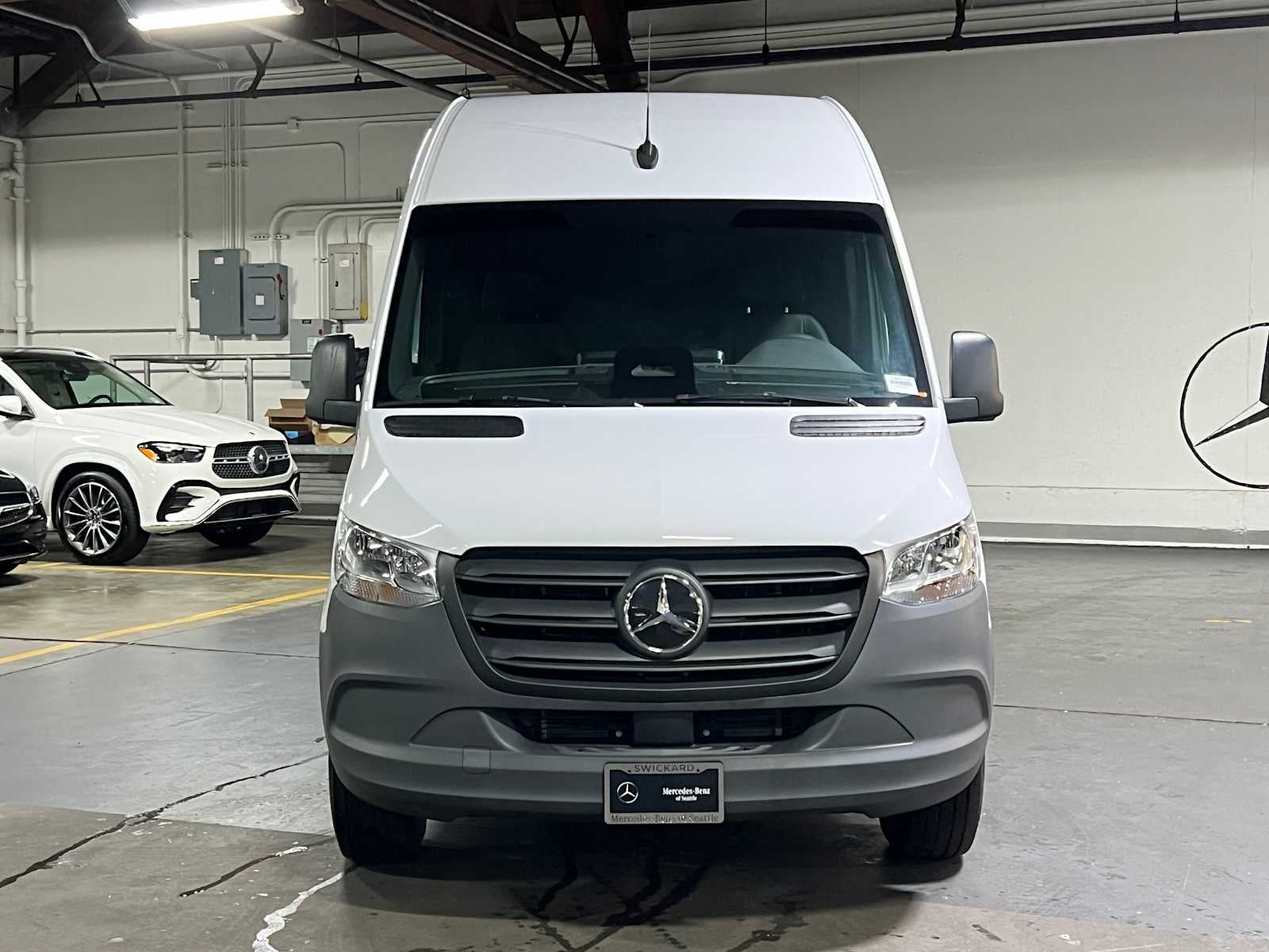 2025 Mercedes-Benz eSprinter Cargo Van 2500 High Roof HO 170 RWD