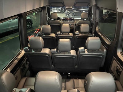 2022 Mercedes-Benz Sprinter Passenger Van 2500 Standard Roof V6 144 RWD