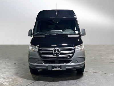 2022 Mercedes-Benz Sprinter Passenger Van 2500 Standard Roof V6 144 RWD