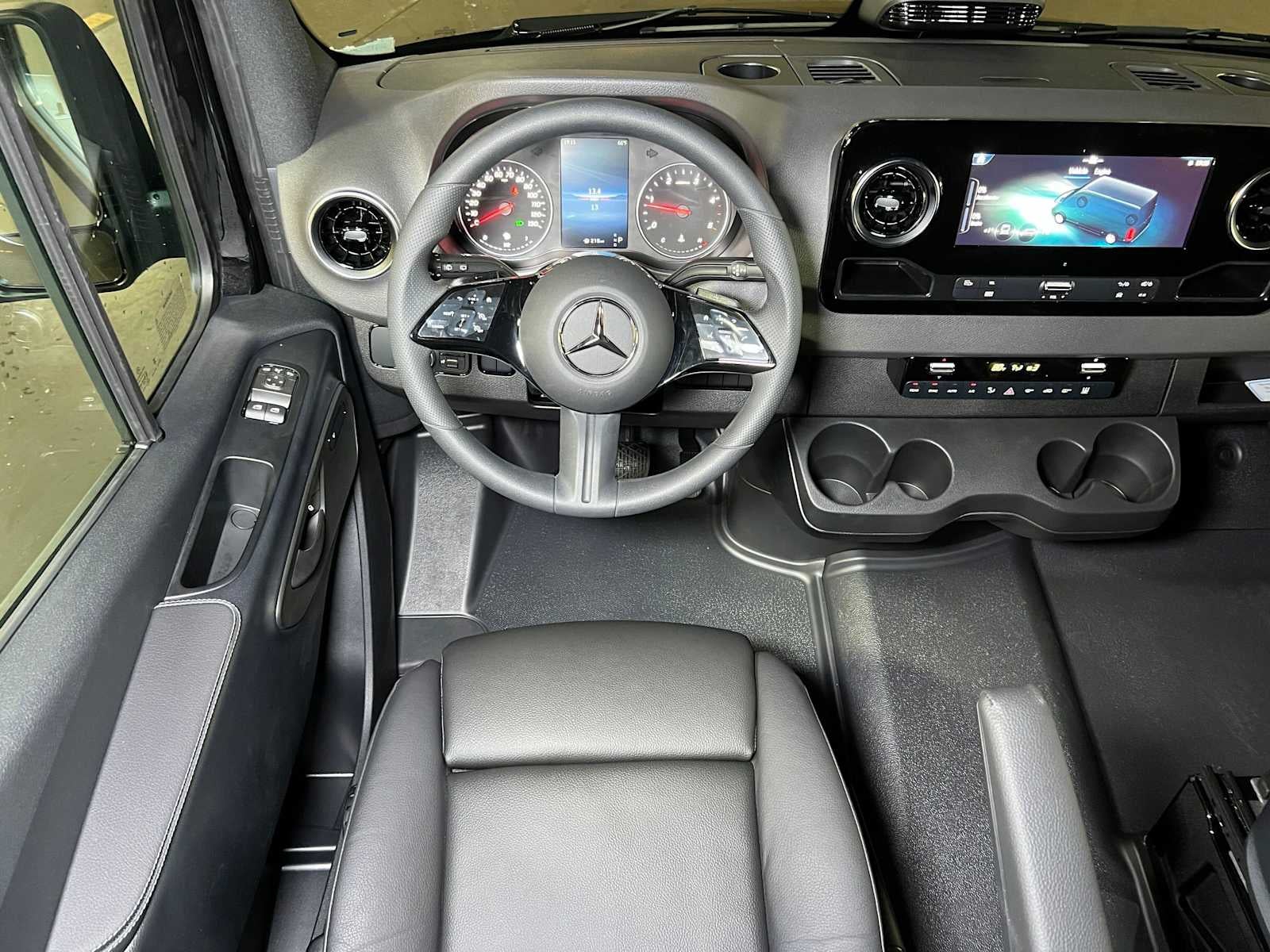 2025 Mercedes-Benz Sprinter Passenger Van 2500 Standard Roof I4 Diesel 144 RWD
