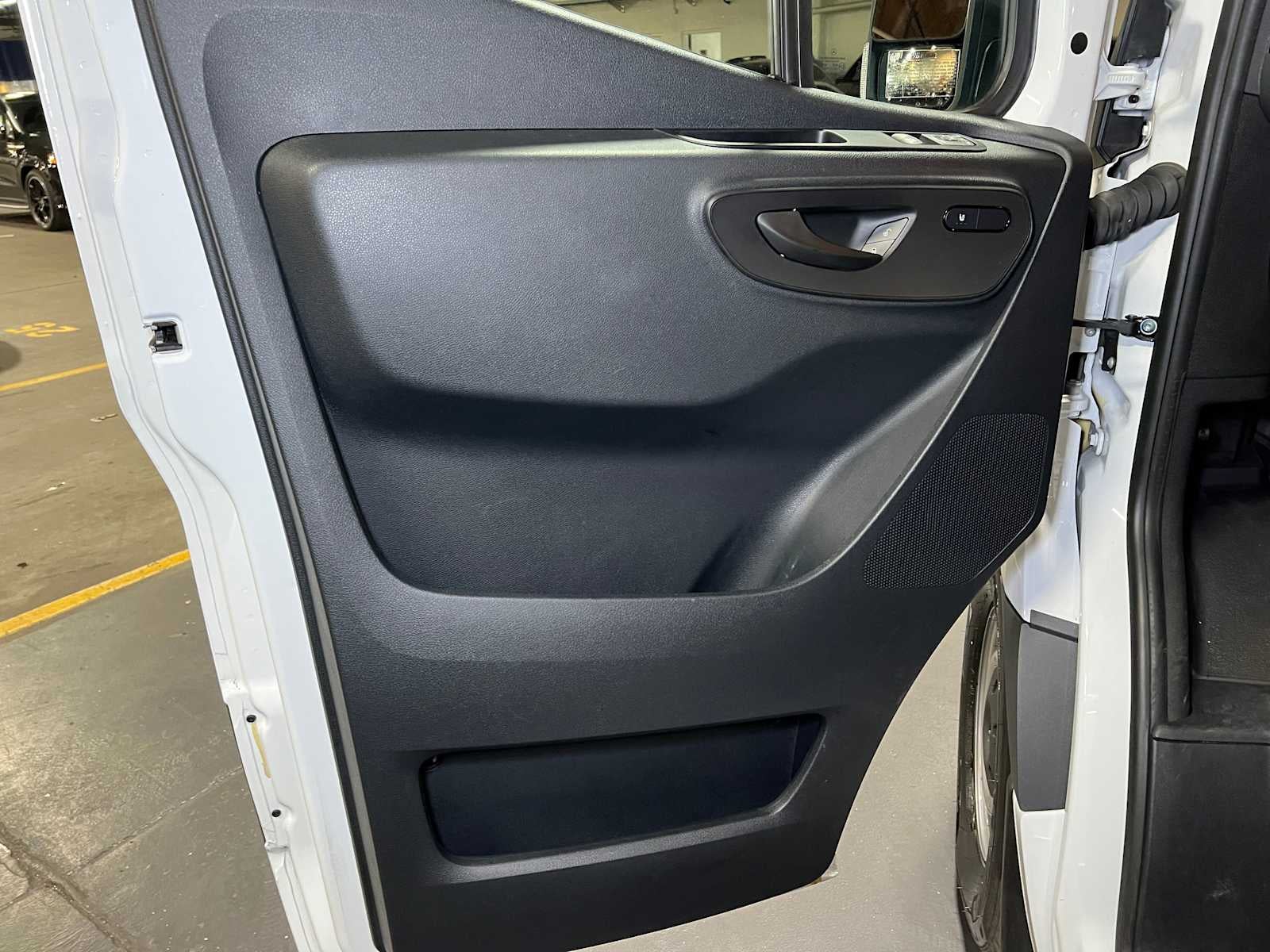 2024 Mercedes-Benz Sprinter Passenger Van 2500 Standard Roof I4 Diesel 144" RWD