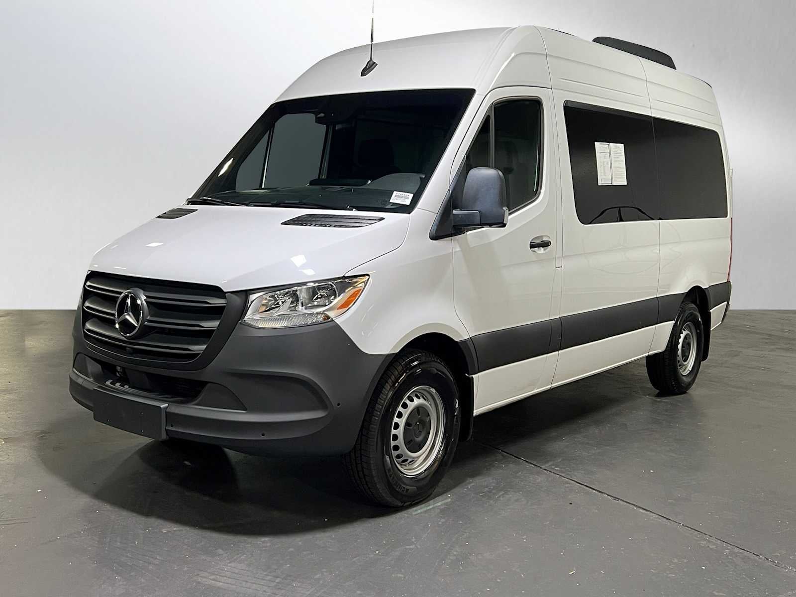 2024 Mercedes-Benz Sprinter Passenger Van 2500 Standard Roof I4 Diesel 144" RWD