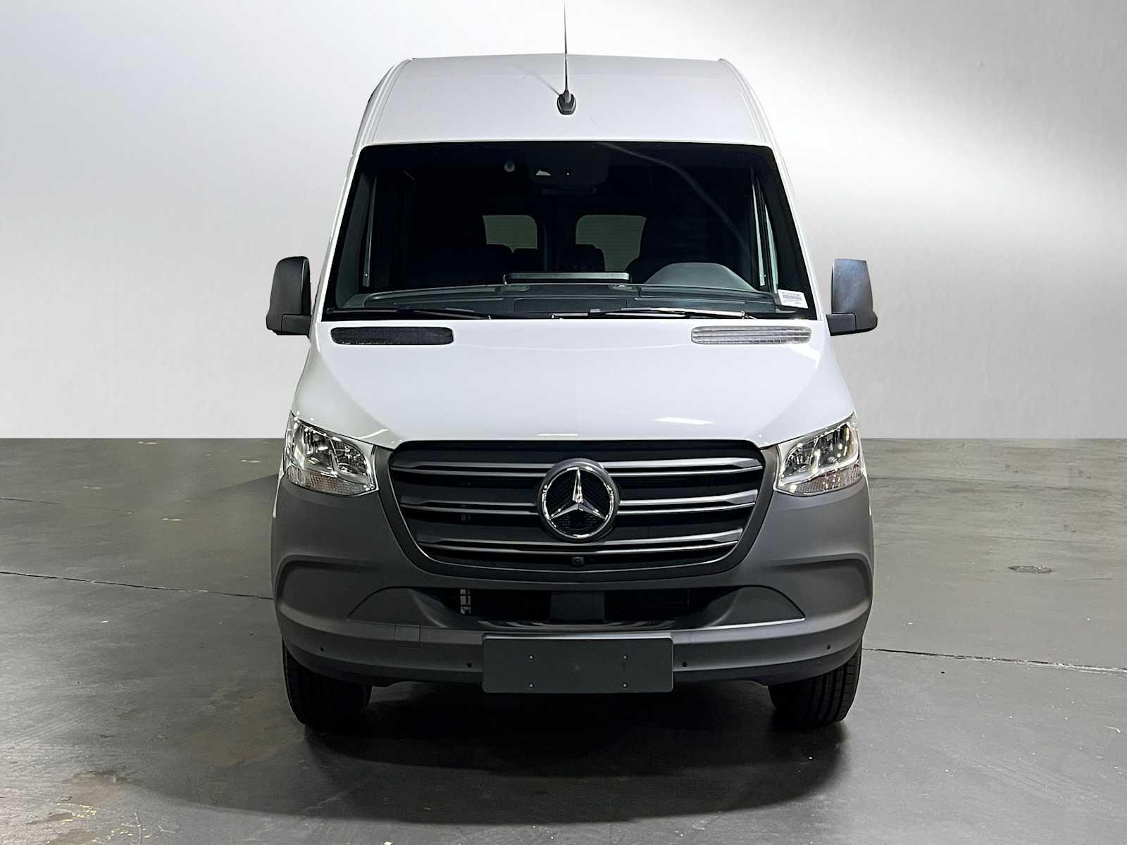 2024 Mercedes-Benz Sprinter Passenger Van 2500 Standard Roof I4 Diesel 144" RWD