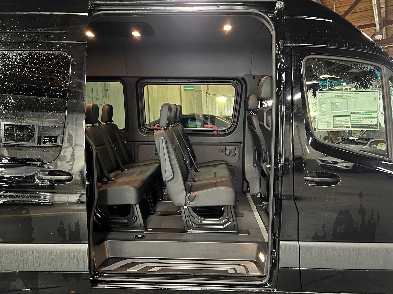 2025 Mercedes-Benz Sprinter Passenger Van 2500 High Roof I4 Diesel 170 RWD