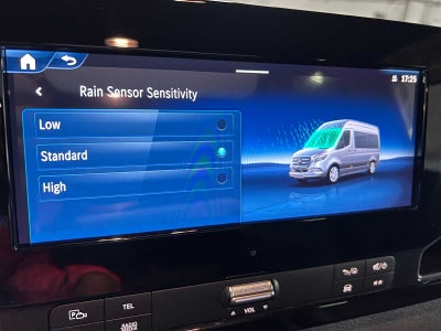 2025 Mercedes-Benz Sprinter Passenger Van 2500 High Roof I4 Diesel 170 RWD