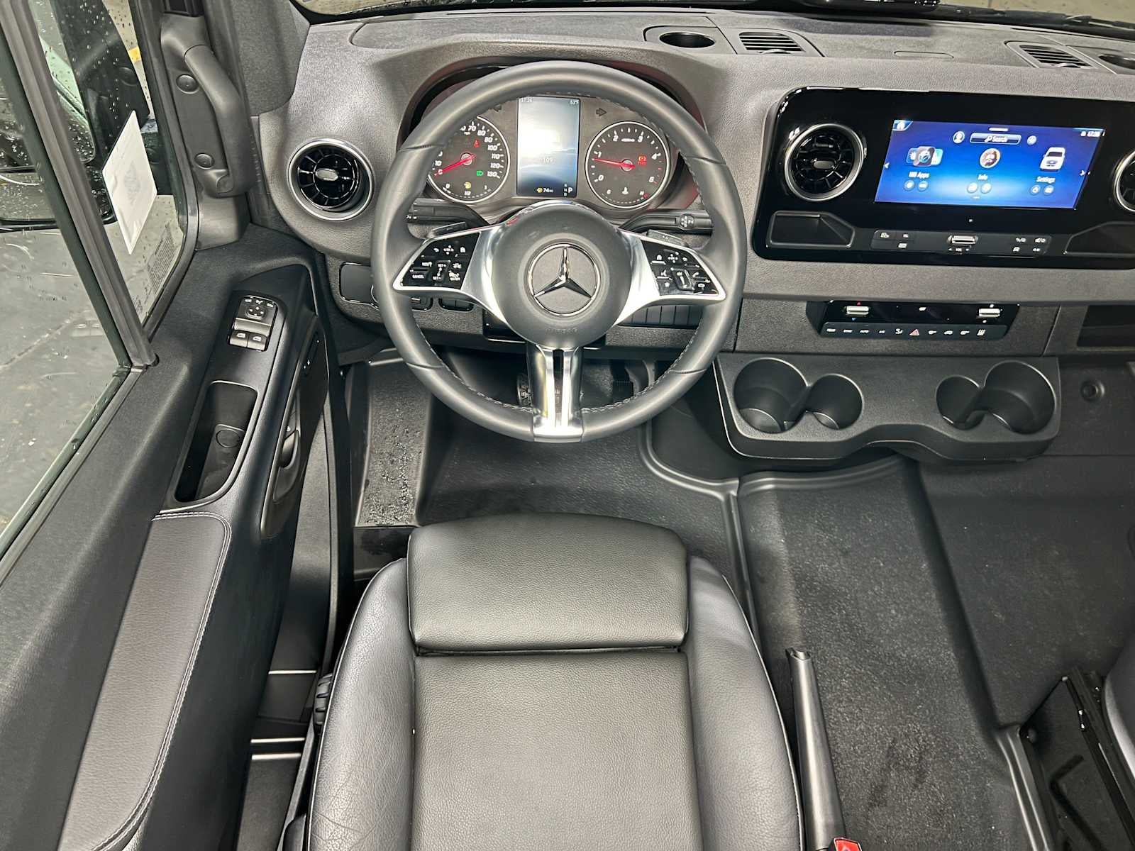 2025 Mercedes-Benz Sprinter Passenger Van 2500 High Roof I4 Diesel 170 RWD