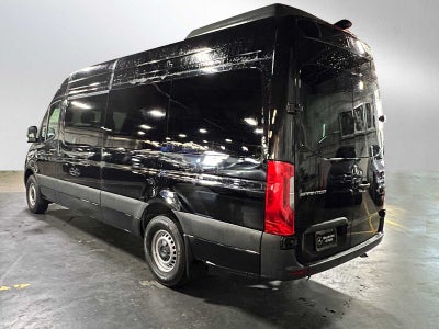 2025 Mercedes-Benz Sprinter Passenger Van 2500 High Roof I4 Diesel 170 RWD