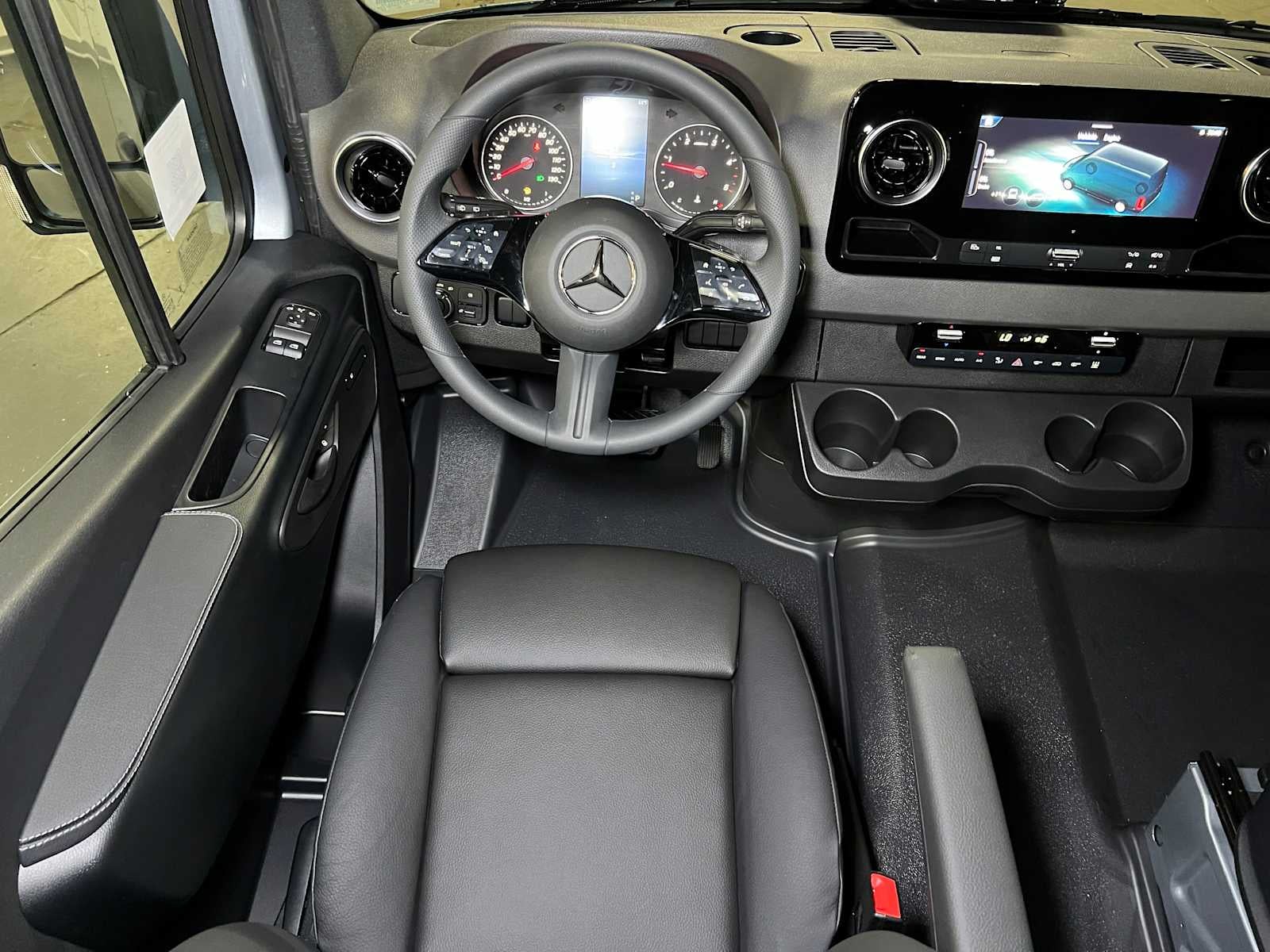 2025 Mercedes-Benz Sprinter Passenger Van 2500 Standard Roof I4 Diesel HO 144" RWD