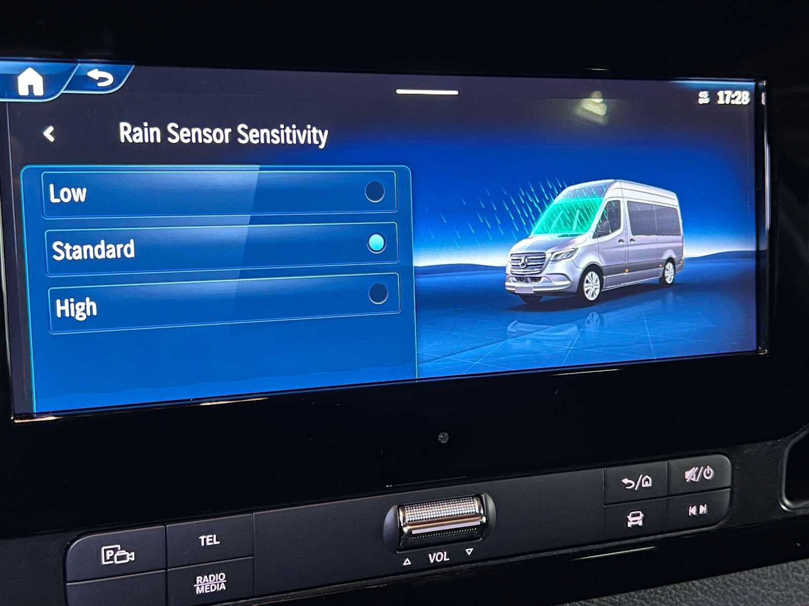 2025 Mercedes-Benz Sprinter Passenger Van 2500 Standard Roof I4 Diesel HO 144 RWD