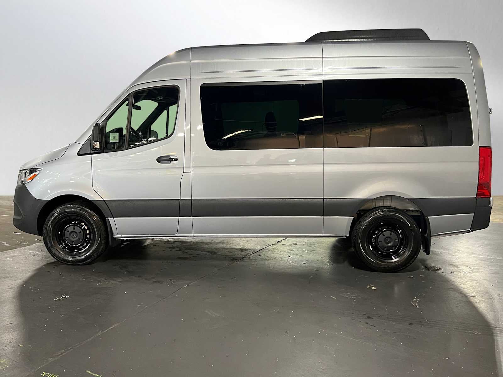 2025 Mercedes-Benz Sprinter Passenger Van 2500 Standard Roof I4 Diesel HO 144" RWD