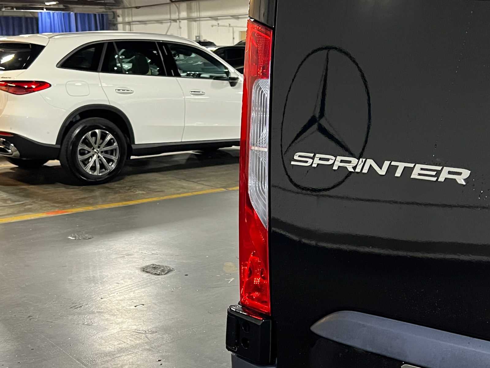 2025 Mercedes-Benz Sprinter Passenger Van 2500 Standard Roof I4 Diesel HO 144" RWD