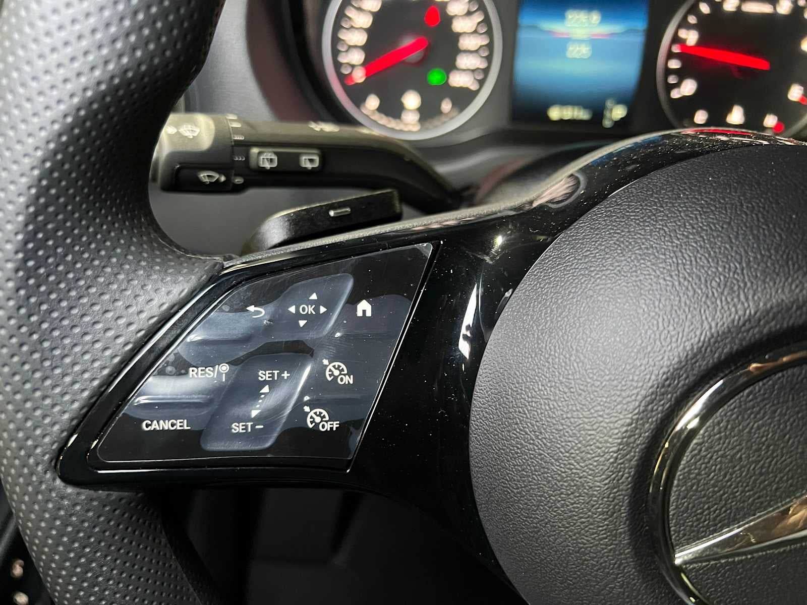 2025 Mercedes-Benz Sprinter Passenger Van 2500 Standard Roof I4 Diesel HO 144" RWD