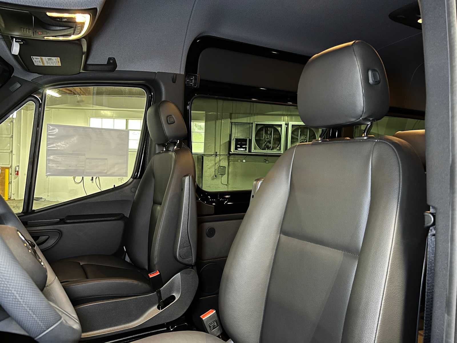 2025 Mercedes-Benz Sprinter Passenger Van 2500 Standard Roof I4 Diesel HO 144" RWD