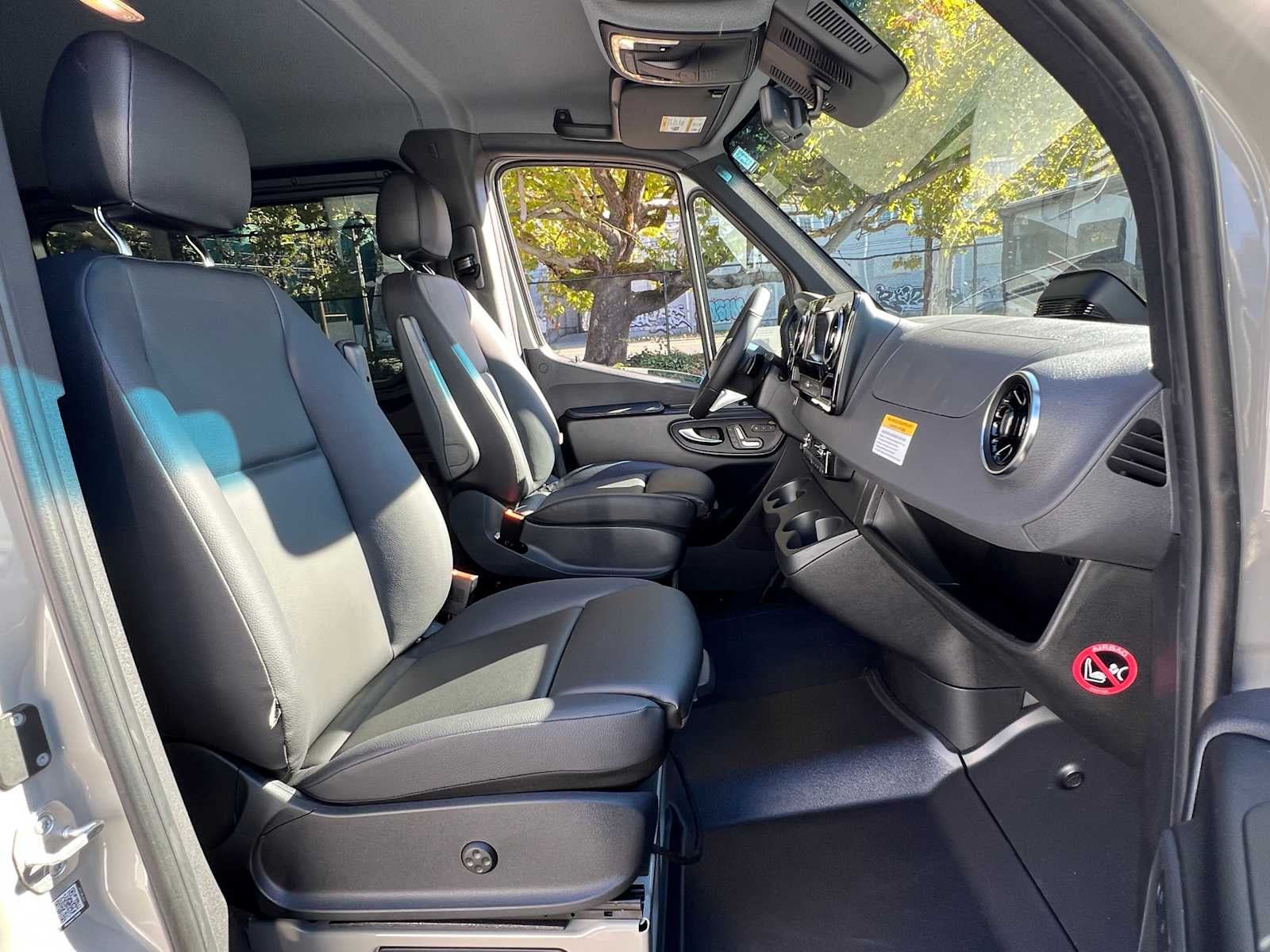 2026 Mercedes-Benz Sprinter Passenger 2500 Standard Roof I4 Diesel HO 144 AWD