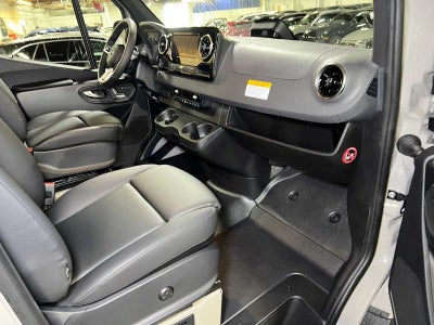 2026 Mercedes-Benz Sprinter Passenger 2500 Standard Roof I4 Diesel HO 144 AWD