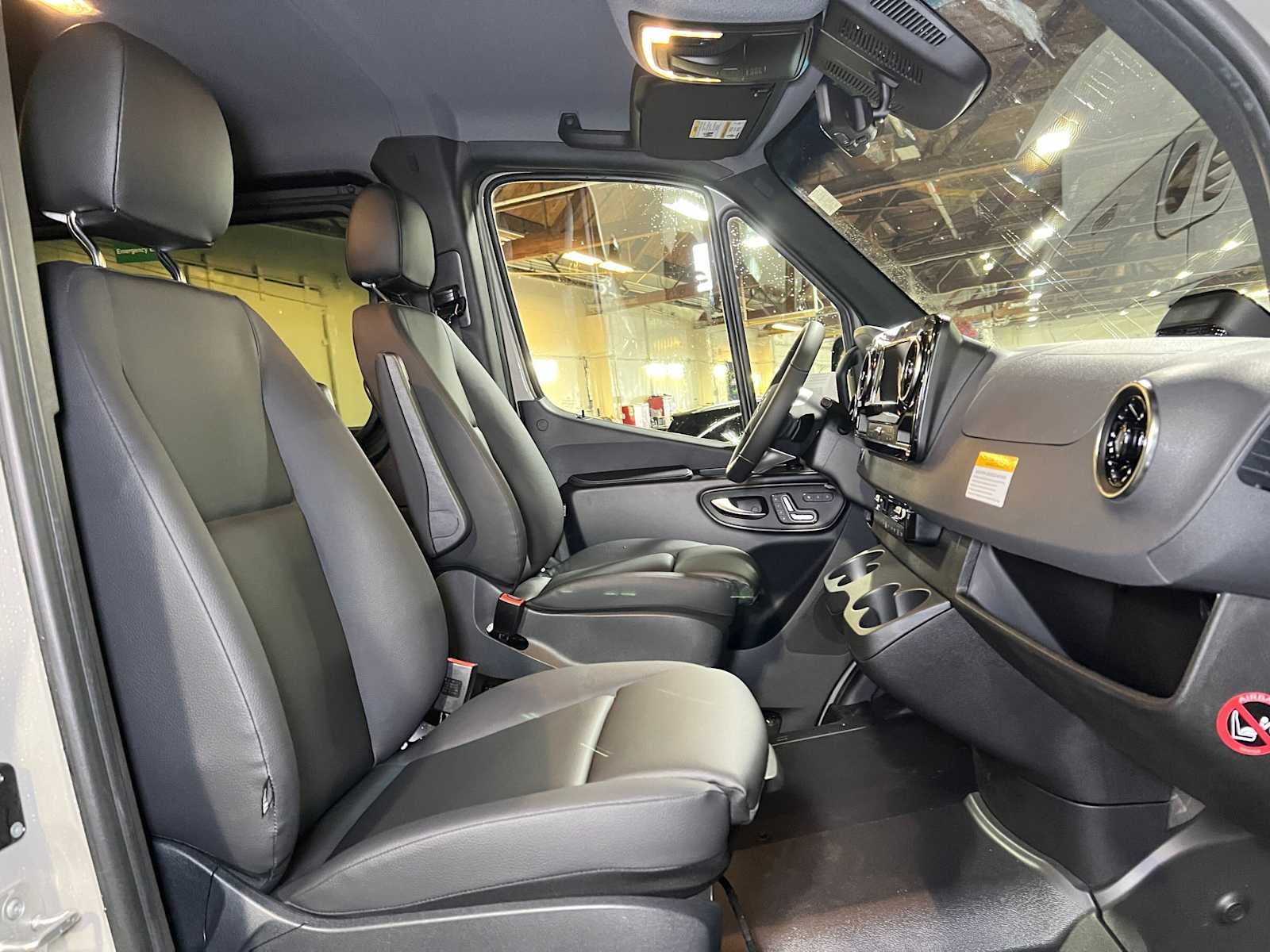 2026 Mercedes-Benz Sprinter Passenger 2500 Standard Roof I4 Diesel HO 144 AWD