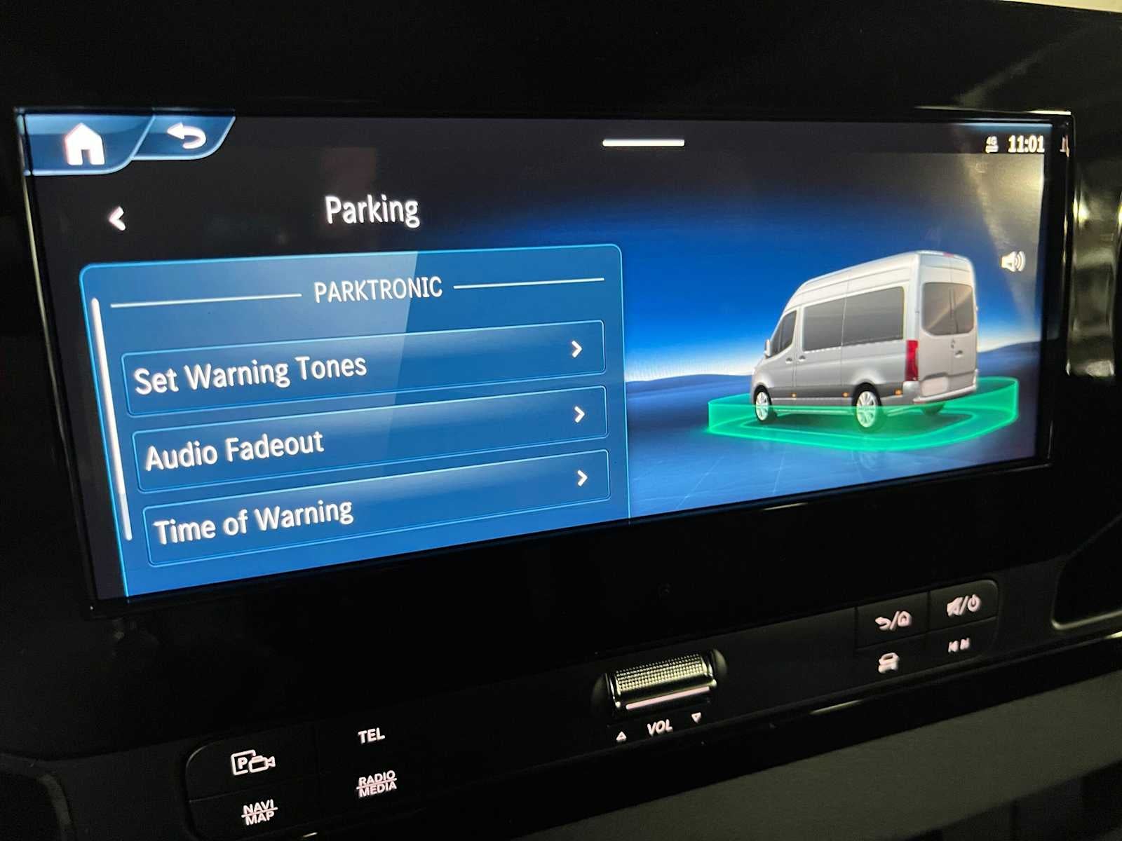 2026 Mercedes-Benz Sprinter Passenger 2500 Standard Roof I4 Diesel HO 144 AWD