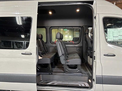 2026 Mercedes-Benz Sprinter Passenger 2500 Standard Roof I4 Diesel HO 144 AWD