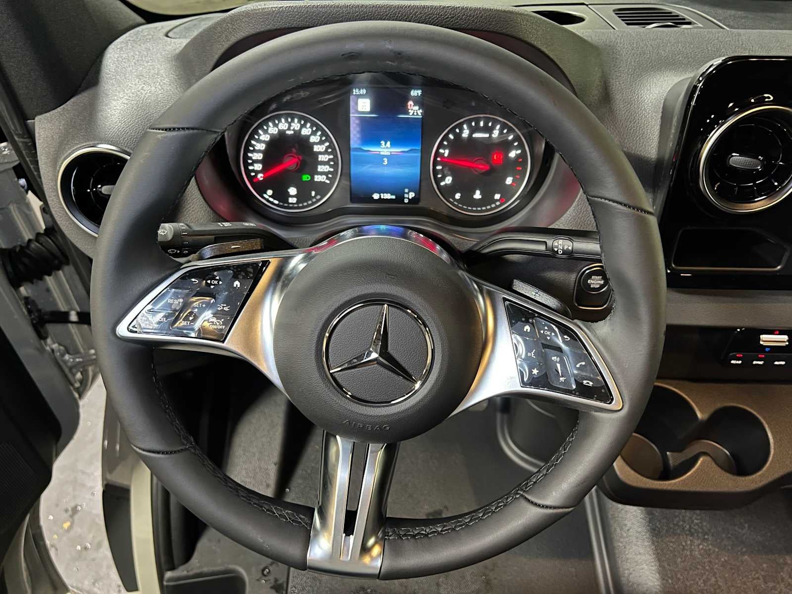 2026 Mercedes-Benz Sprinter Passenger 2500 Standard Roof I4 Diesel HO 144 AWD