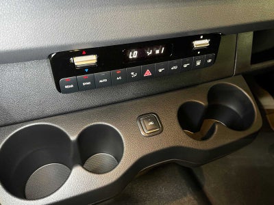 2026 Mercedes-Benz Sprinter Passenger 2500 Standard Roof I4 Diesel HO 144 AWD