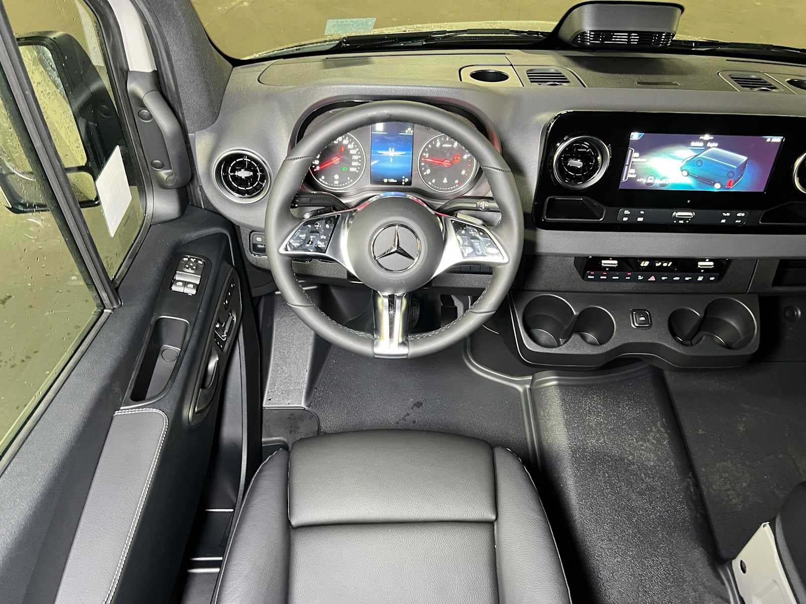 2026 Mercedes-Benz Sprinter Passenger 2500 Standard Roof I4 Diesel HO 144 AWD