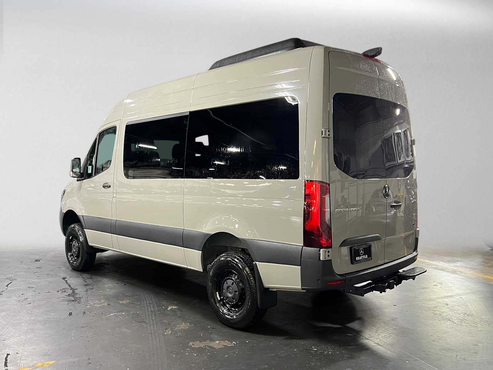 2026 Mercedes-Benz Sprinter Passenger 2500 Standard Roof I4 Diesel HO 144 AWD