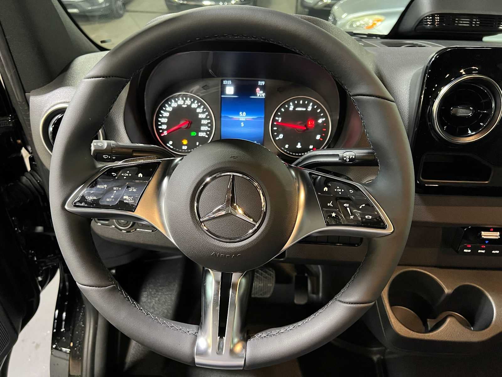 2026 Mercedes-Benz Sprinter Passenger Van 2500 Standard Roof I4 Diesel HO 144 AWD