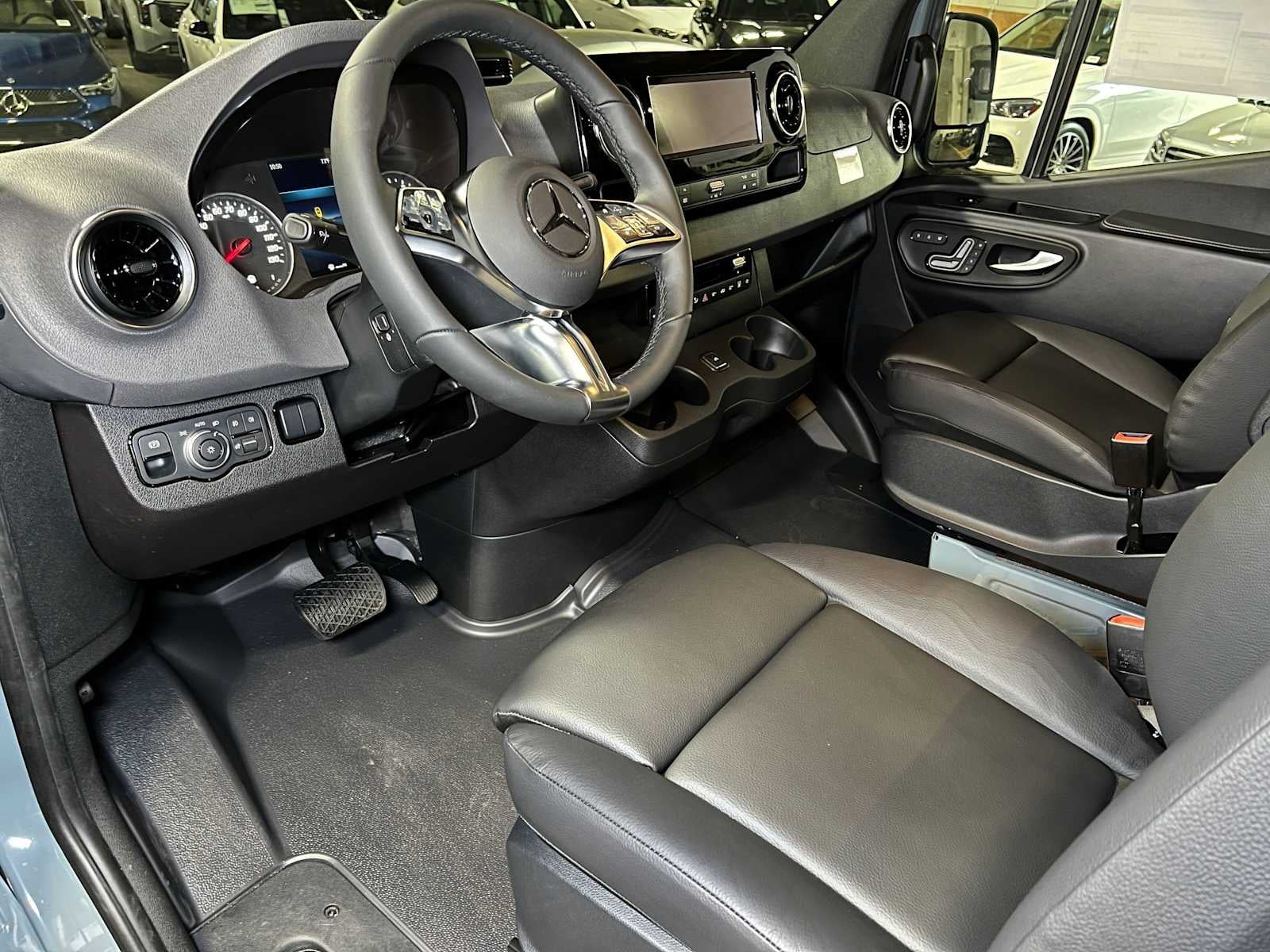2026 Mercedes-Benz Sprinter Passenger Van 2500 Standard Roof I4 Diesel HO 144 AWD