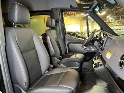 2026 Mercedes-Benz Sprinter Passenger 2500 Standard Roof I4 Diesel HO 144 AWD