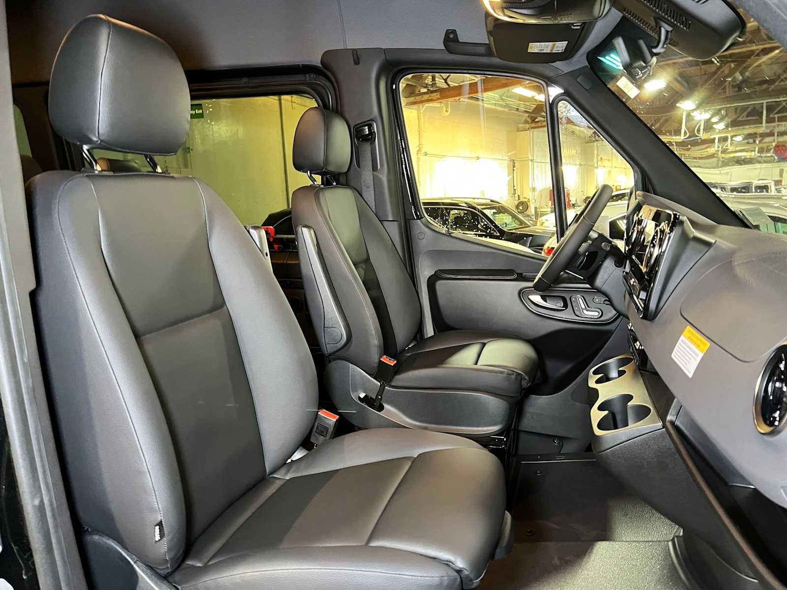 2026 Mercedes-Benz Sprinter Passenger 2500 Standard Roof I4 Diesel HO 144 AWD