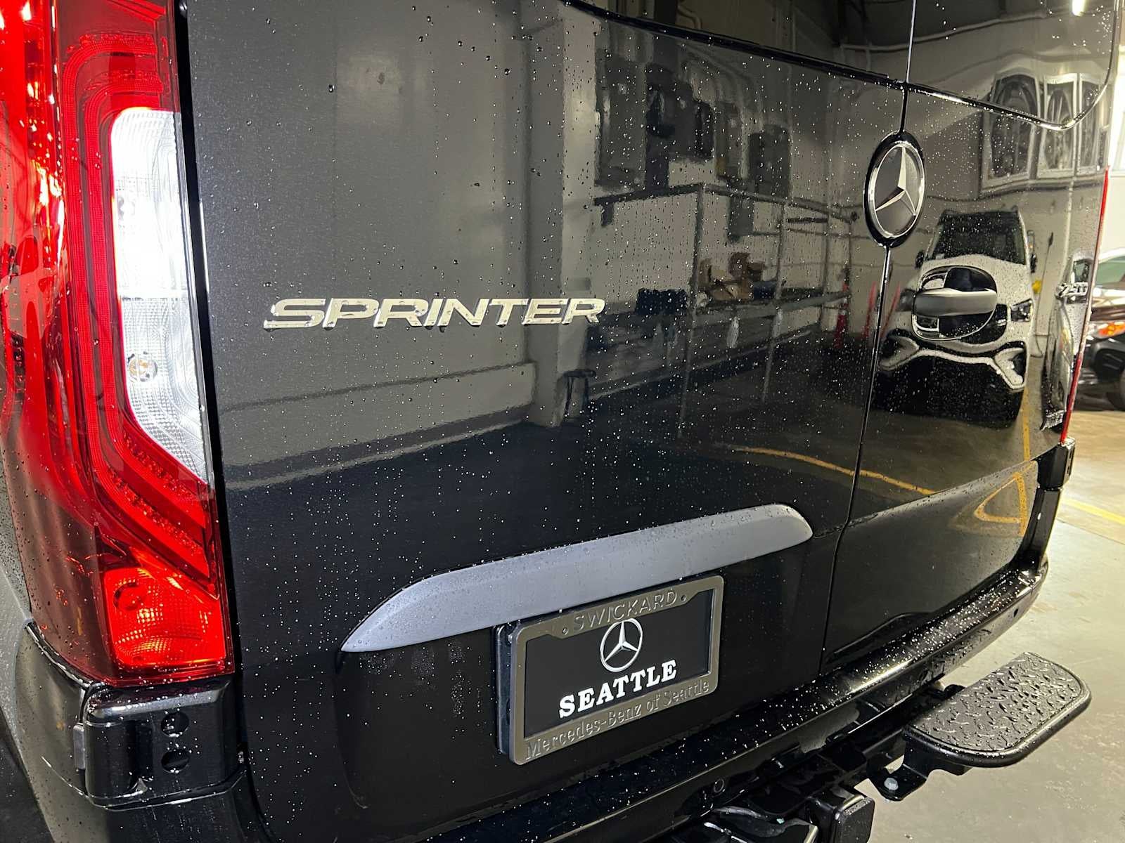 2026 Mercedes-Benz Sprinter Passenger 2500 Standard Roof I4 Diesel HO 144 AWD