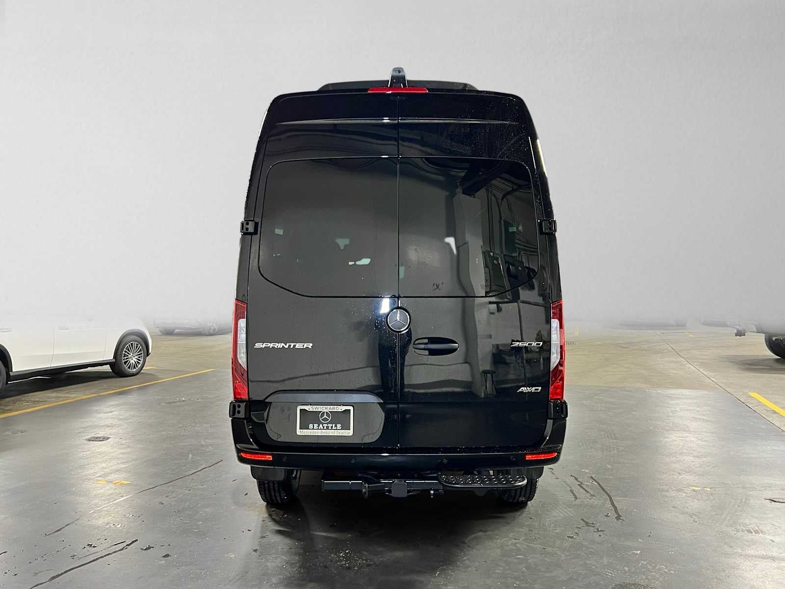 2026 Mercedes-Benz Sprinter Passenger 2500 Standard Roof I4 Diesel HO 144 AWD