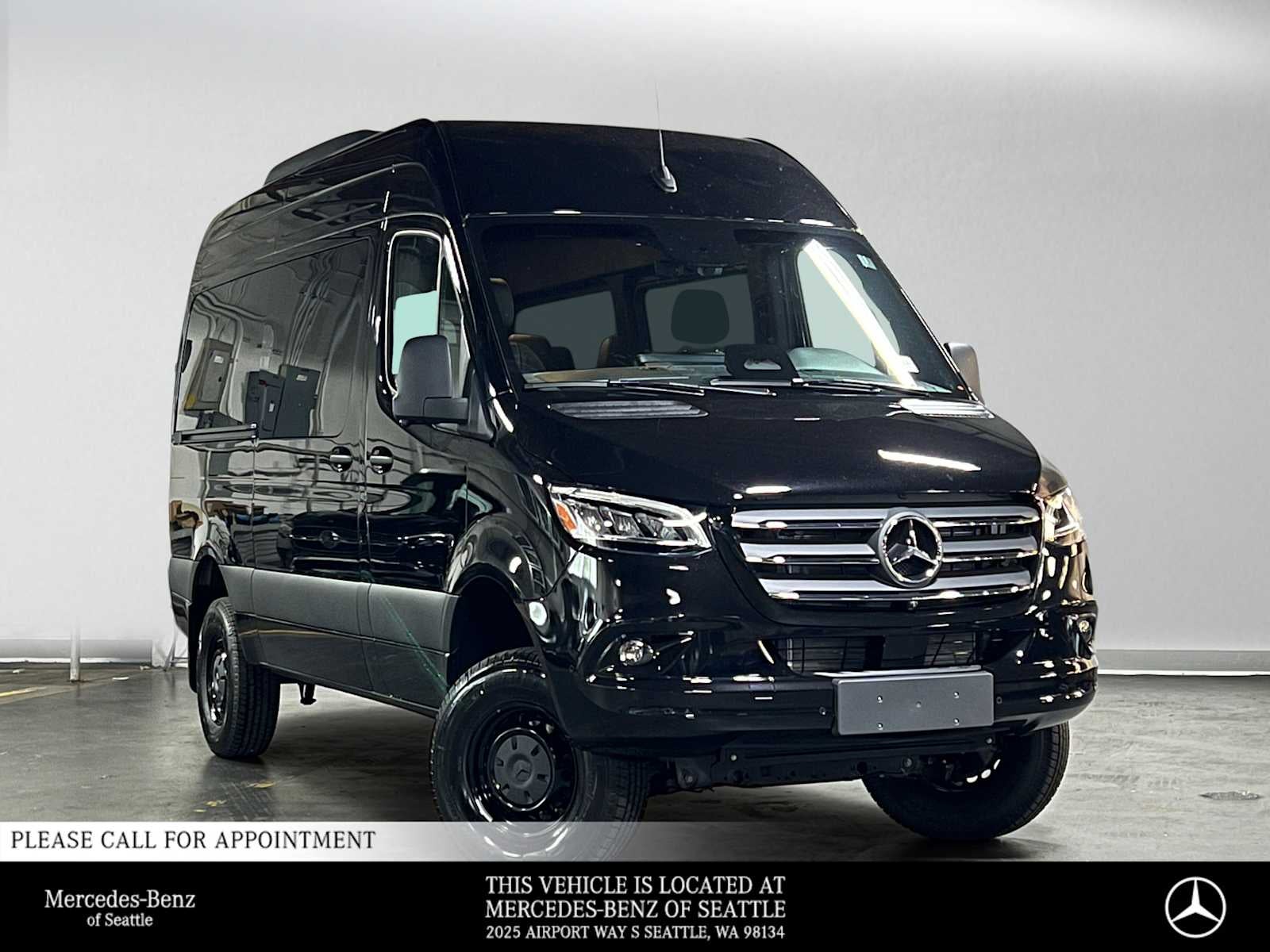 2026 Mercedes-Benz Sprinter Passenger Van 2500 Standard Roof I4 Diesel HO 144 AWD