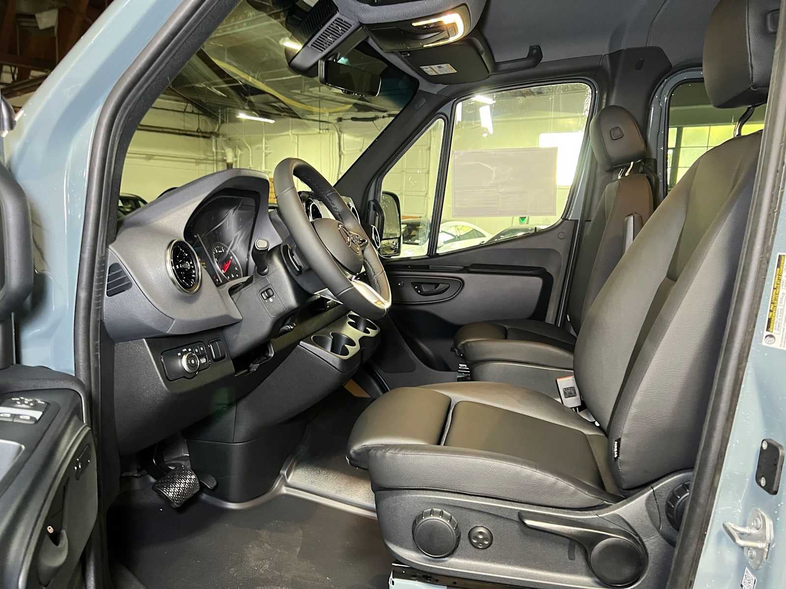 2026 Mercedes-Benz Sprinter Passenger 2500 Standard Roof I4 Diesel HO 144 AWD