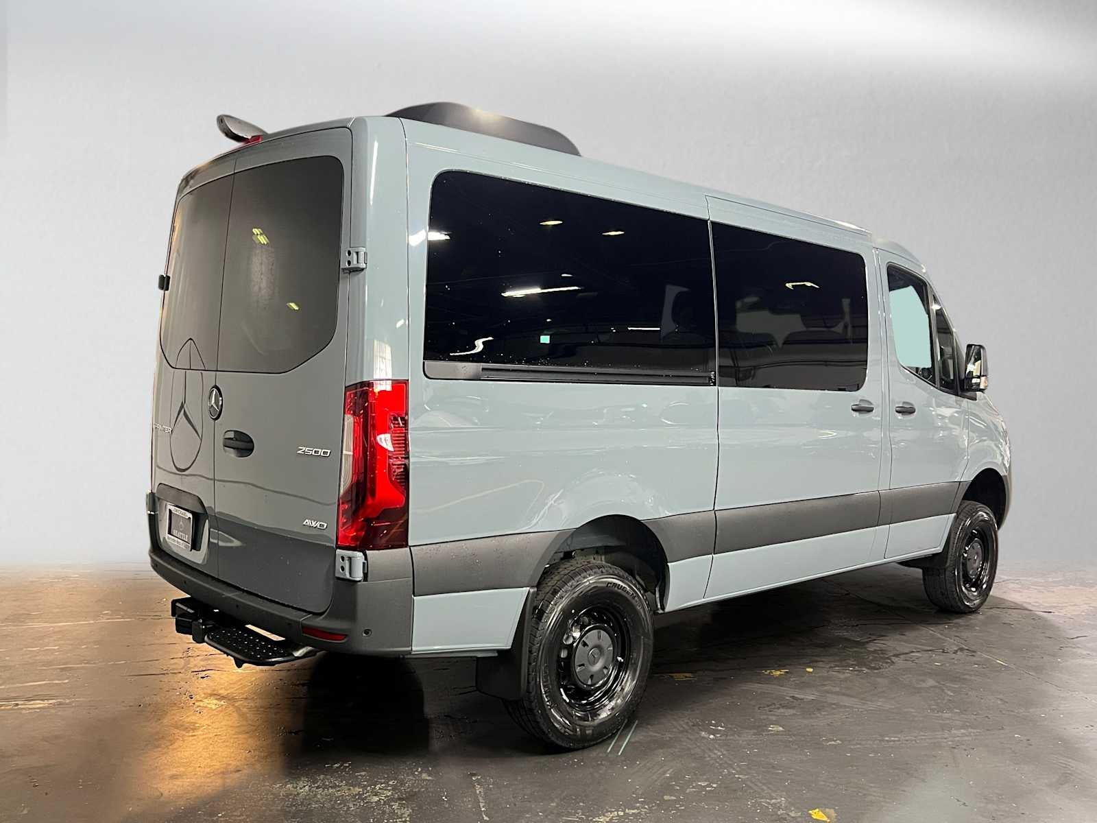 2026 Mercedes-Benz Sprinter Passenger 2500 Standard Roof I4 Diesel HO 144 AWD