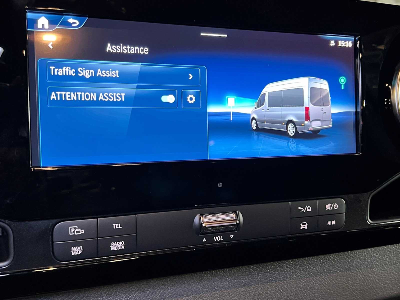 2026 Mercedes-Benz Sprinter Passenger 2500 Standard Roof I4 Diesel HO 144 AWD