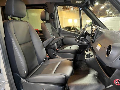 2026 Mercedes-Benz Sprinter Passenger Van 2500 Standard Roof I4 Diesel HO 144 AWD