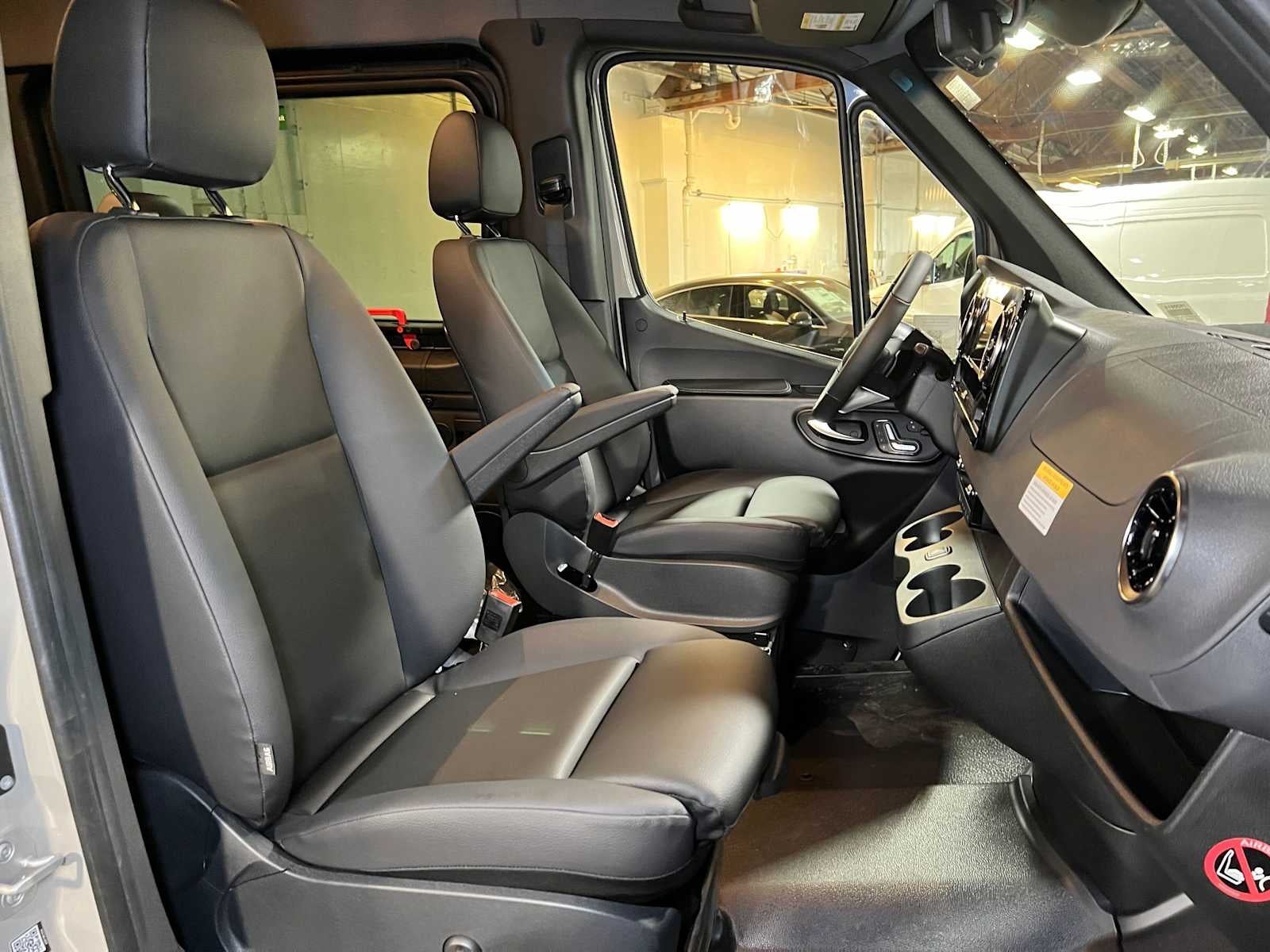 2026 Mercedes-Benz Sprinter Passenger Van 2500 Standard Roof I4 Diesel HO 144 AWD