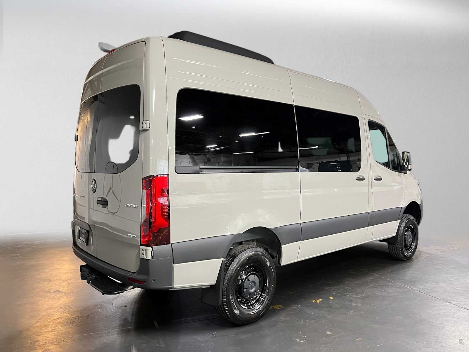 2026 Mercedes-Benz Sprinter Passenger Van 2500 Standard Roof I4 Diesel HO 144 AWD