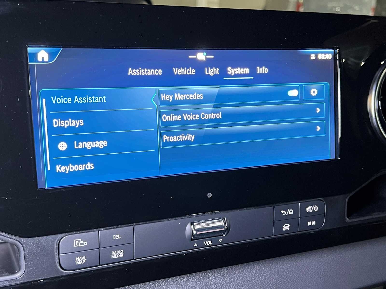2026 Mercedes-Benz Sprinter Passenger Van 2500 Standard Roof I4 Diesel HO 144 AWD