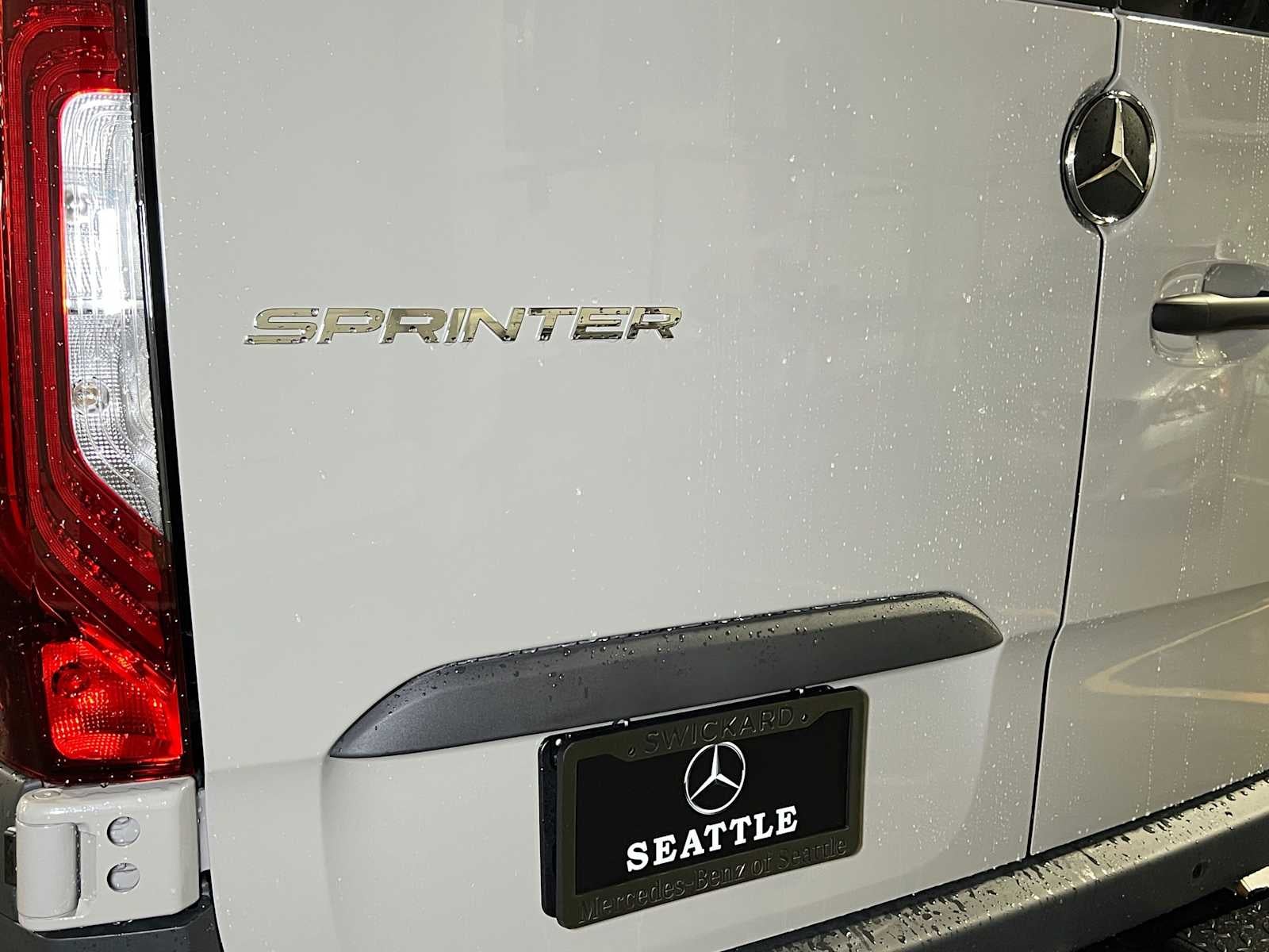 2026 Mercedes-Benz Sprinter Passenger 2500 Standard Roof I4 Diesel HO 144 AWD